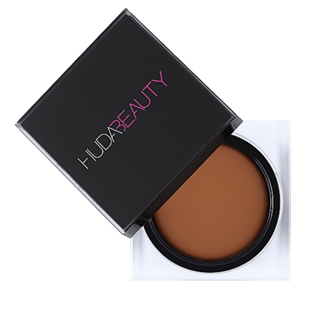 HUDA BEAUTY TANTOUR in LIGHT